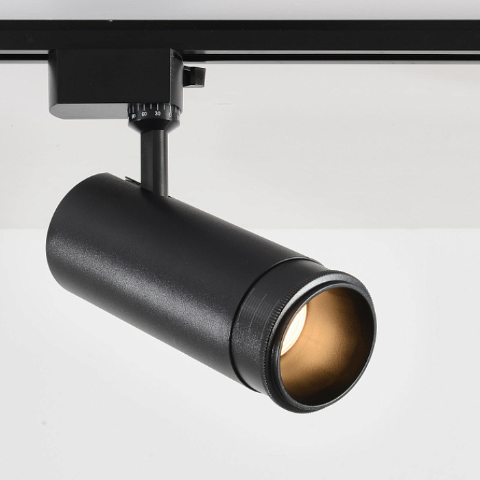Crystal Lux CLT 0.31 021 BK 3CCT ZOOM